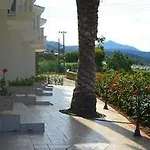 A&g Paisiou Luxury Maisonettes * אייה מרינה