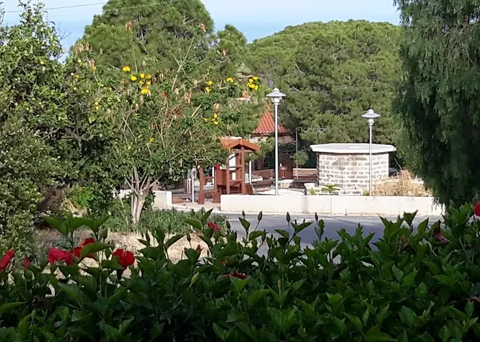 A&g Paisiou Luxury Maisonettes Agia Marina (Northern Cyprus)